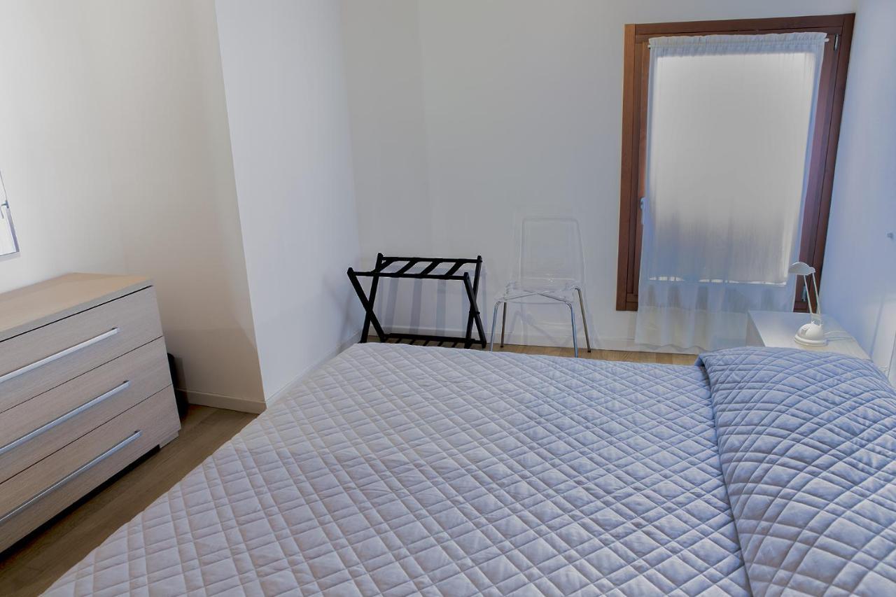 Vicolo J. Da Ponte - Bassano Centro Storico Apartment บัสซาโน เดล กรัปปา ภายนอก รูปภาพ